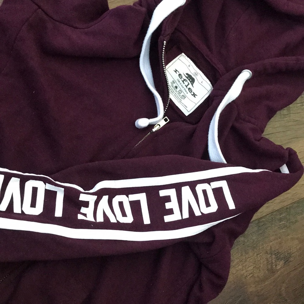 zip up jacket - Picture 3 of 3